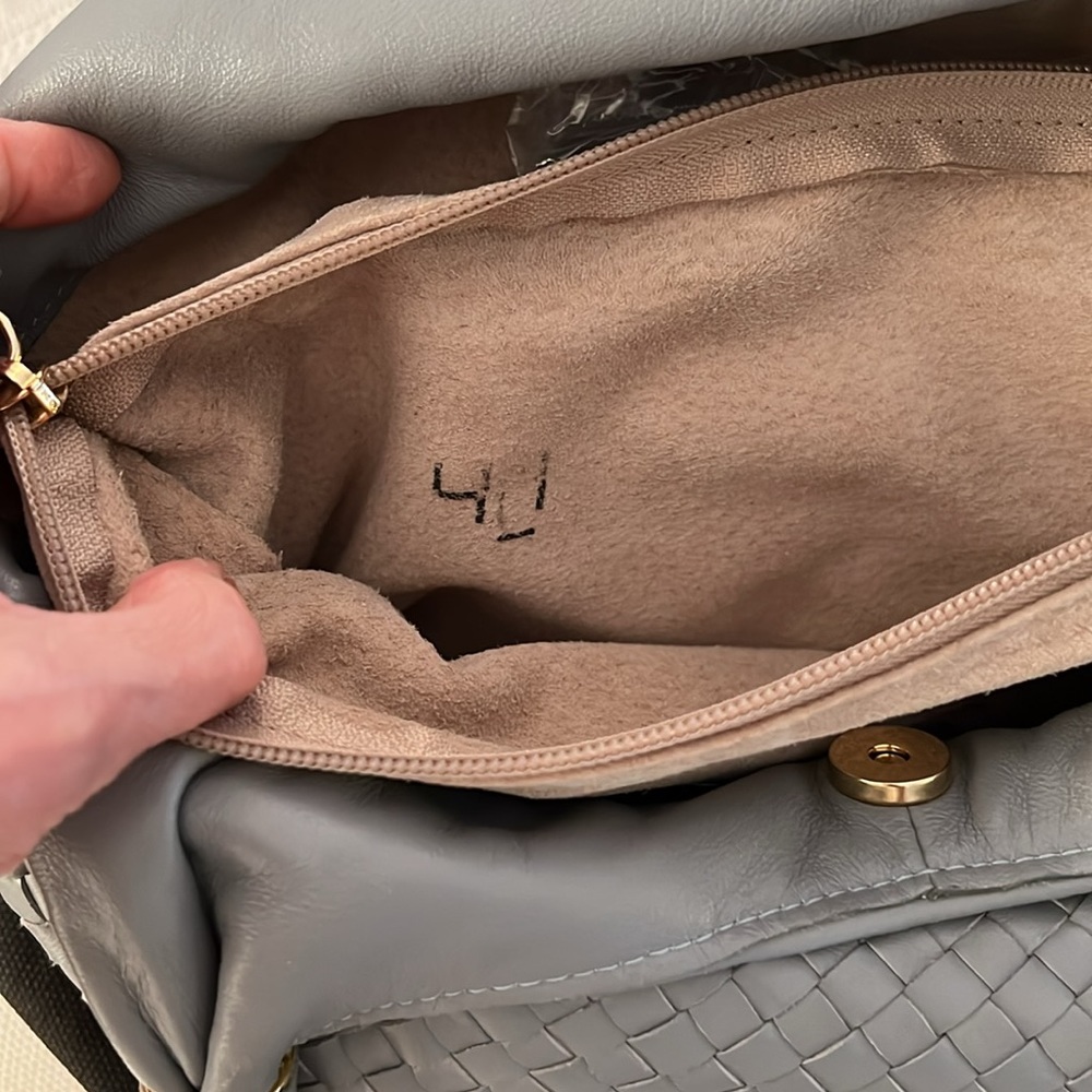 Gray Soft Woven Leather Handbag - Picture 5 of 5